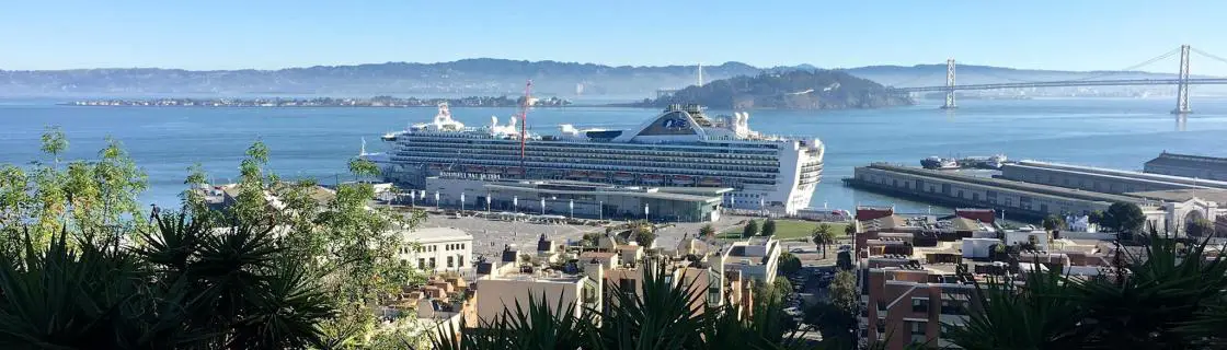 cruise ships docking in san francisco
